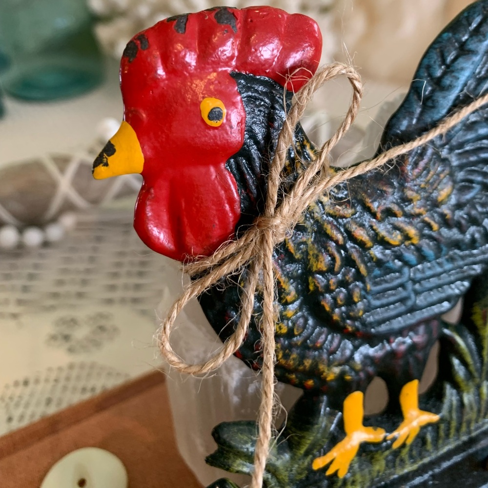 Vintage Key Rack 🐓 - Picture 9 of 10